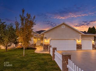 8044 S Coolidge St, Midvale, UT 84047