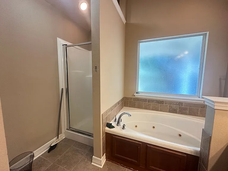 126 Riverbrooke Dr — Photo 7