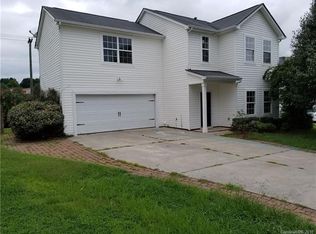 933 Back Bay Ct NE, Kannapolis, NC 28083