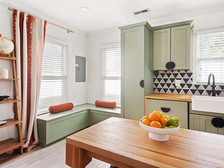 349 N Highland Ave NE #CARRIAGE HOUSE — Photo 17