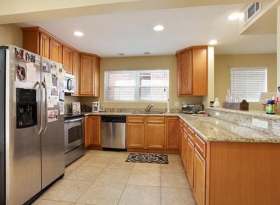 3rd image of 6866 Milne Blvd