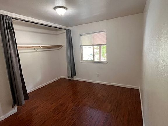 5th image of 1070-1074 Echo Rd #8