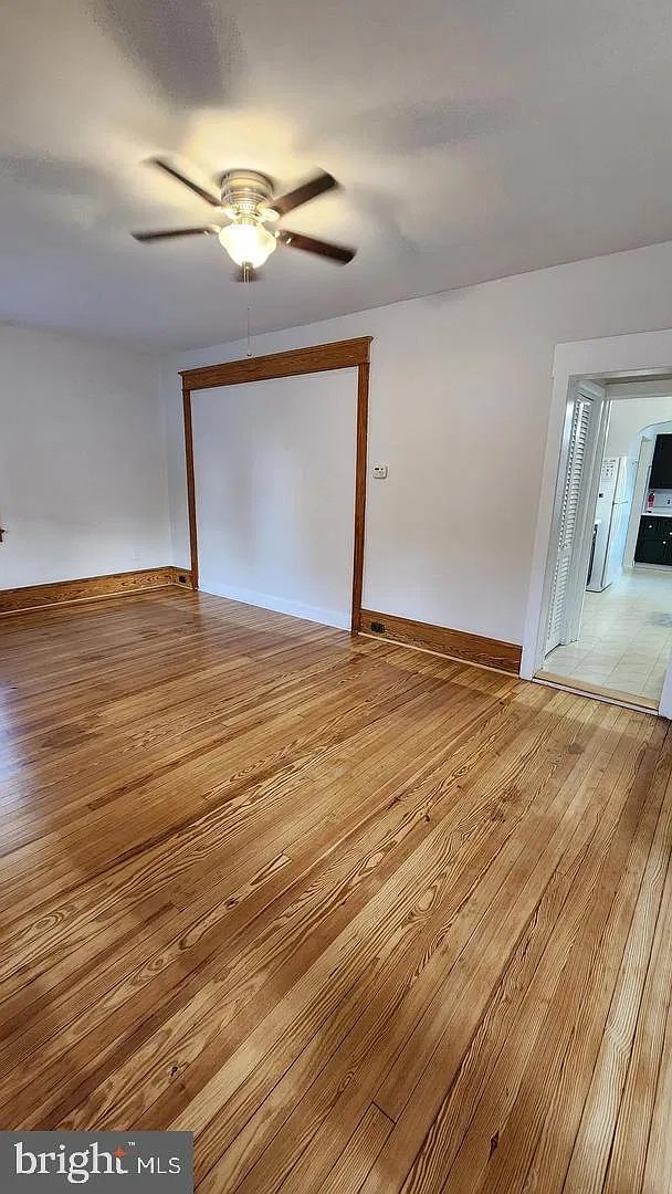 4 bed, 2.0 bath, 1460 sqft, $3,200 — Photo 3