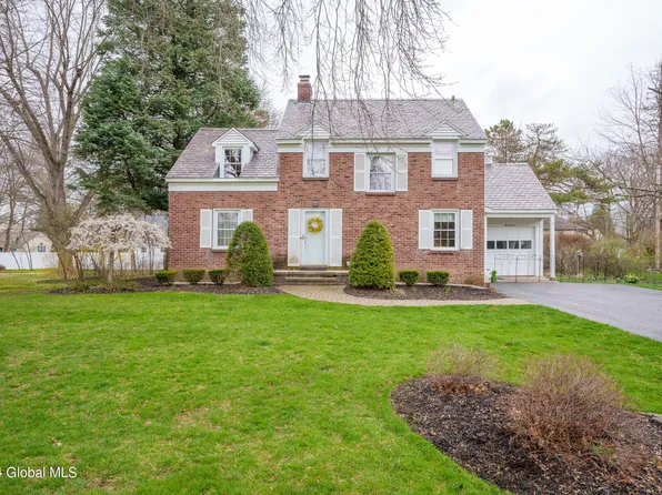 814 Riverside Avenue, Glenville, NY 12302