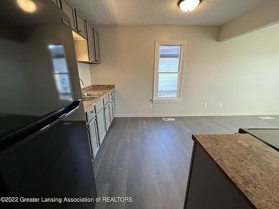 4th image of 4701 Richmond St