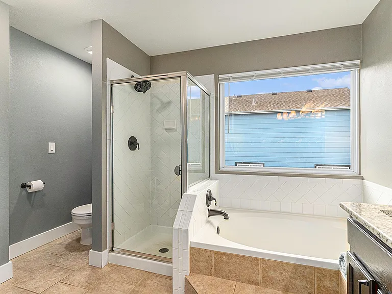 8219 Radcliff Dr — Photo 26