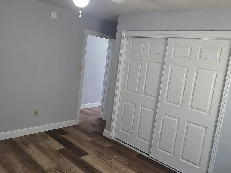 2252 Maple Ave — Photo 7