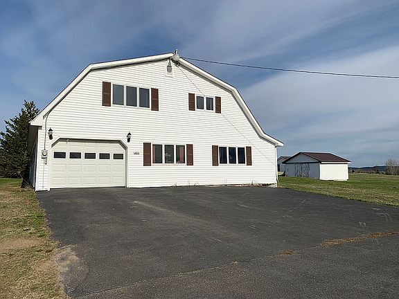 1756 sq ft, 3 beds, 1.5 bath