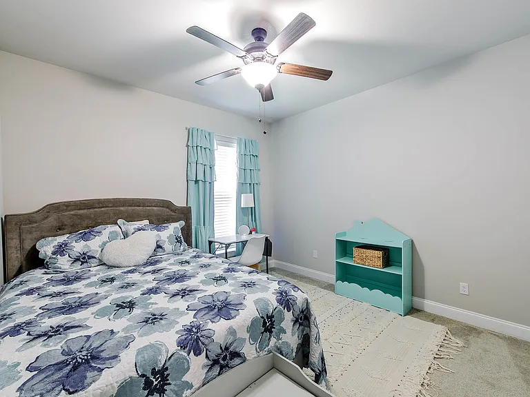 110 Devon Ct — Photo 8