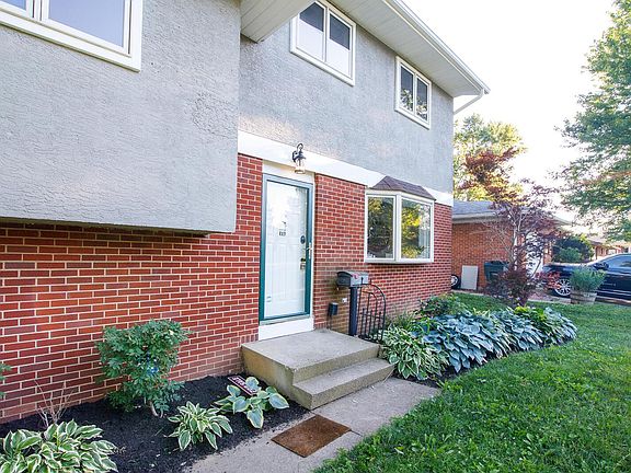 3rd image of 5635 Sandalwood Blvd
