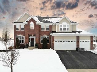 12416 Lakeview Dr, Loves Park, IL 61111