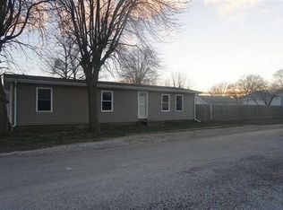 503 S Vine St, Mount Pulaski, IL 62548