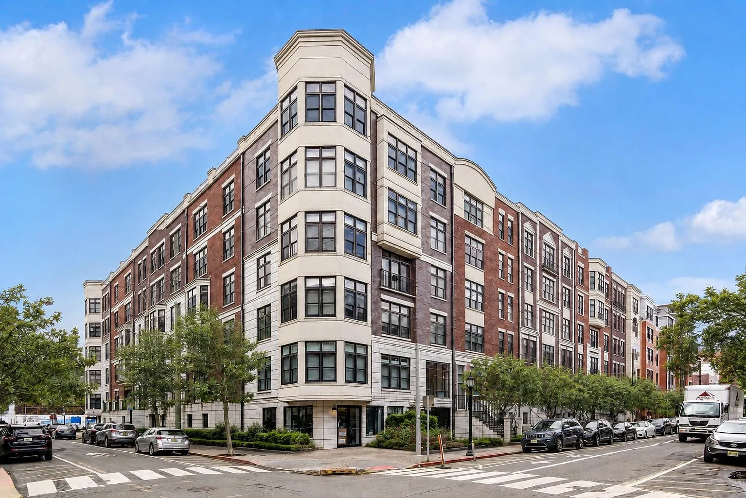Upper Grand — Photo 1