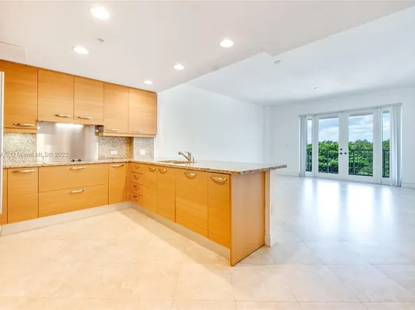 3540 Main Hwy #Penthouse 06, Miami, FL 33133