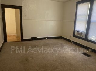 235 SW Tyler St #2, Topeka, KS 66603