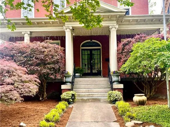 1207 Colonial Ave, Norfolk, VA 23517