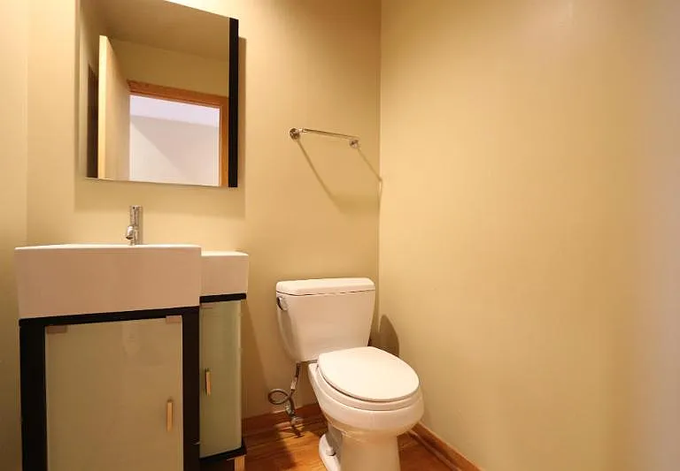 604 S Loomis St — Photo 13