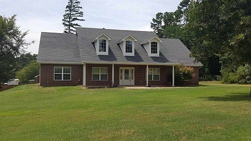 2nd image of 150 Carrie Dr