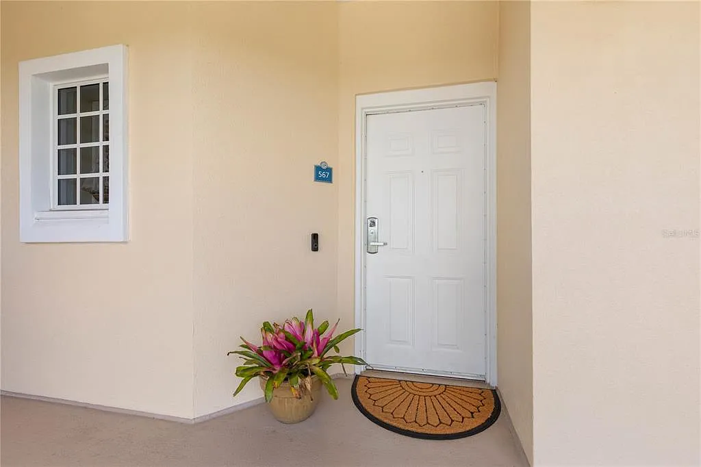 2 bed, 2.0 bath, 1351 sqft, $3,500 — Photo 4