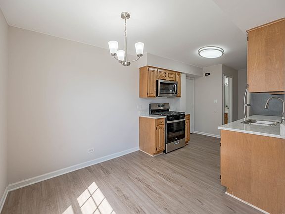 5th image of 305 Cherrywood Ct #0