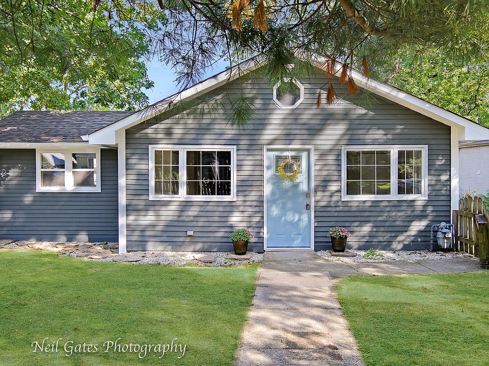 1st image of 26301 N Oak Ave