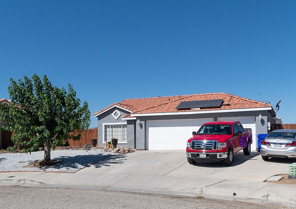 1st image of 14648 Desert Rose Dr