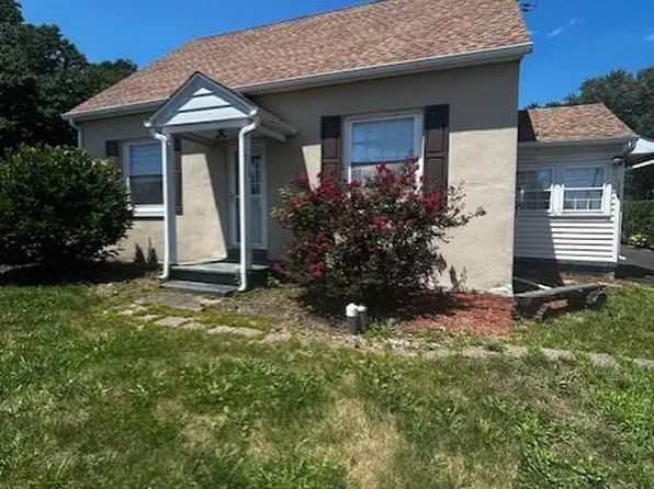 3330 Pricetown Rd, Fleetwood, PA 19522