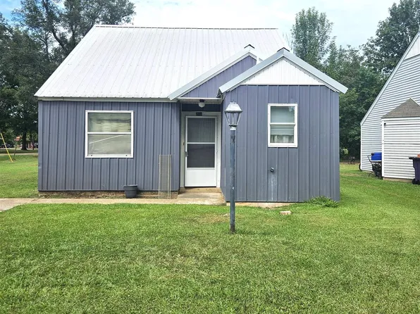 210 E Cowling St, Ashdown, AR 71822