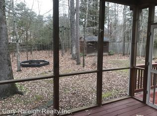 413 Perry Creek Dr, Chapel Hill, NC 27514
