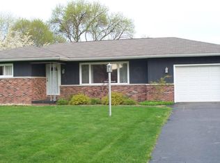 213 Derby Downs Rd, Newark, OH 43055