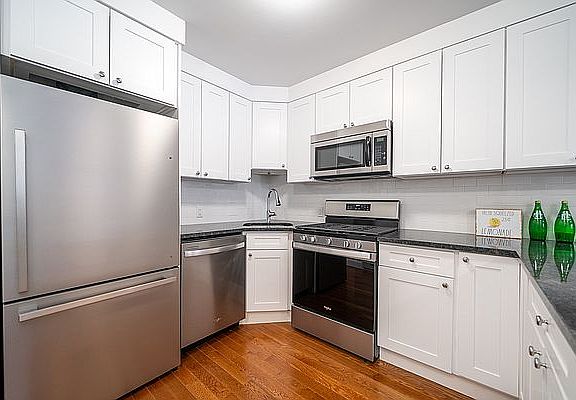3rd image of 519 3rd Ave APT 2