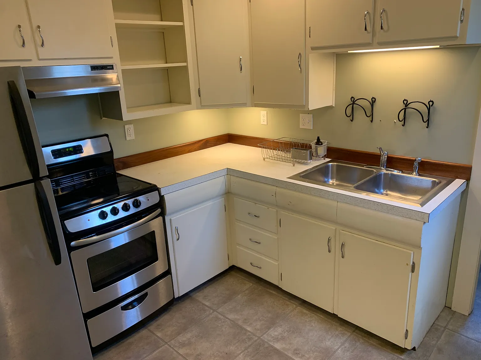 1 bed, 850 sqft, $1,750 — Photo 4