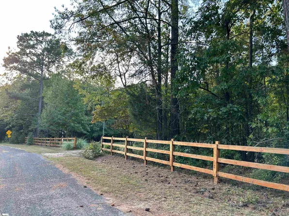 158 Forrester Rd, Cross Hill, SC 29332