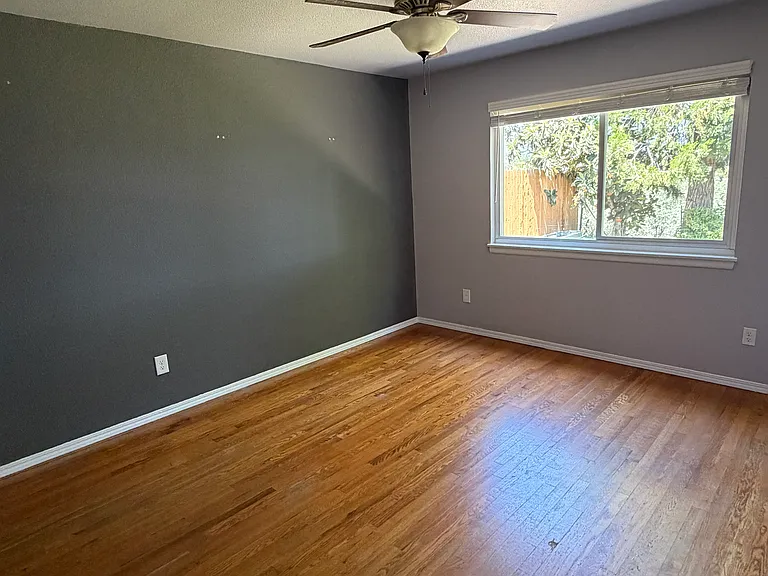 5926 Sierra Dr — Photo 9