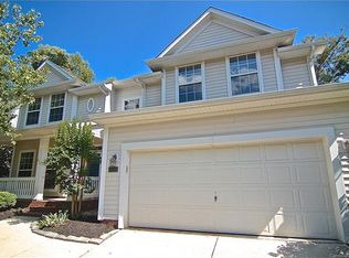 6825 Charter Hills Rd, Charlotte, NC 28277