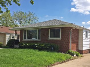 1027 Victoria Ave, Berkeley, IL 60163