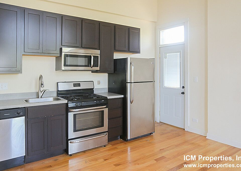 1st image of 2942 N Racine Ave #3