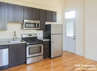 2942 N Racine Ave #3, Chicago, IL 60657