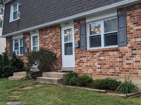 469 Juniper St #B, Warminster, PA 18974