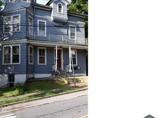 94 Trossach Rd #2R, Staten Island, NY 10304