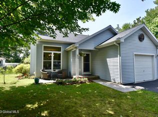 226 Meadowlark Dr, Ballston Spa, NY 12020