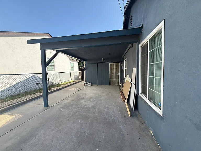 25539 Lane St — Photo 13