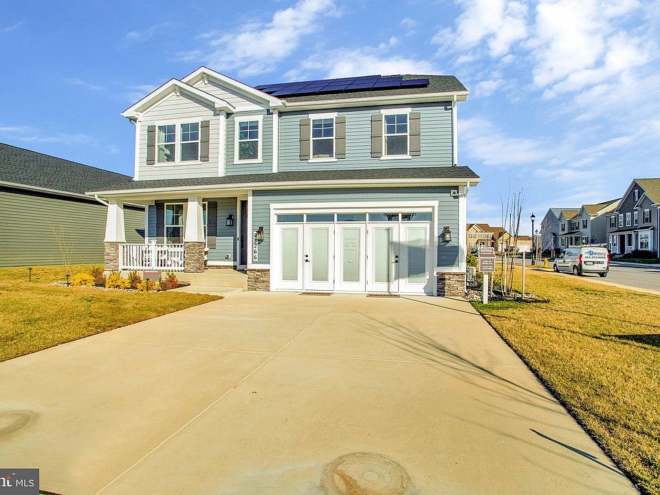 1st image of 23266 Applewood Ln