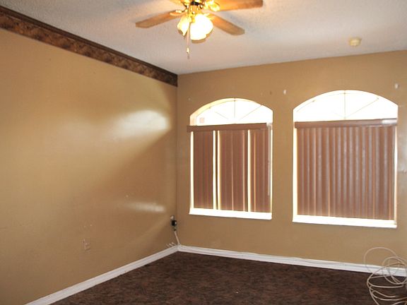 5th image of 1852 NW 207th St
