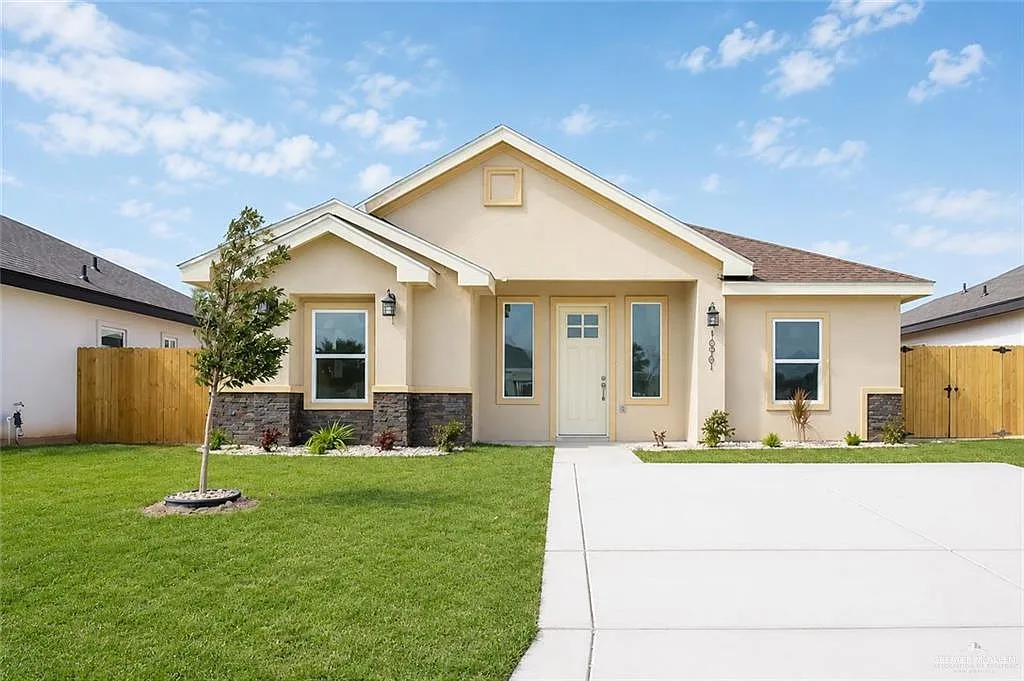 3 bed, 2.0 bath, 1218 sqft, $1,600 — Photo 1