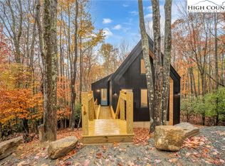 106 Jackpine Rd, Banner Elk, NC 28604