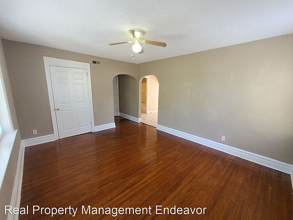 4th image of 5454 N Kingshighway Blvd #10512886