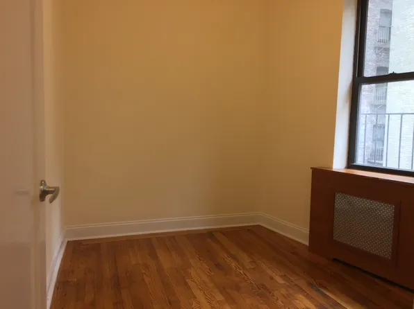 3111 Broadway image 5 of 5