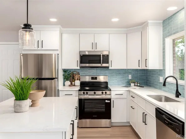 1011 Yeager Drive, Longmont, CO 80501