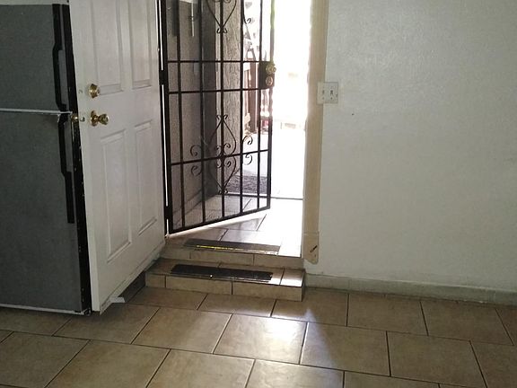 5th image of 4129 43rd St #8